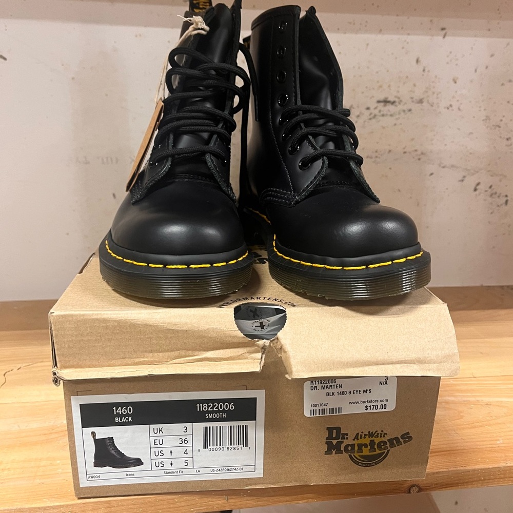 Dr. Marten 1460 black, UK 3, women’s 5